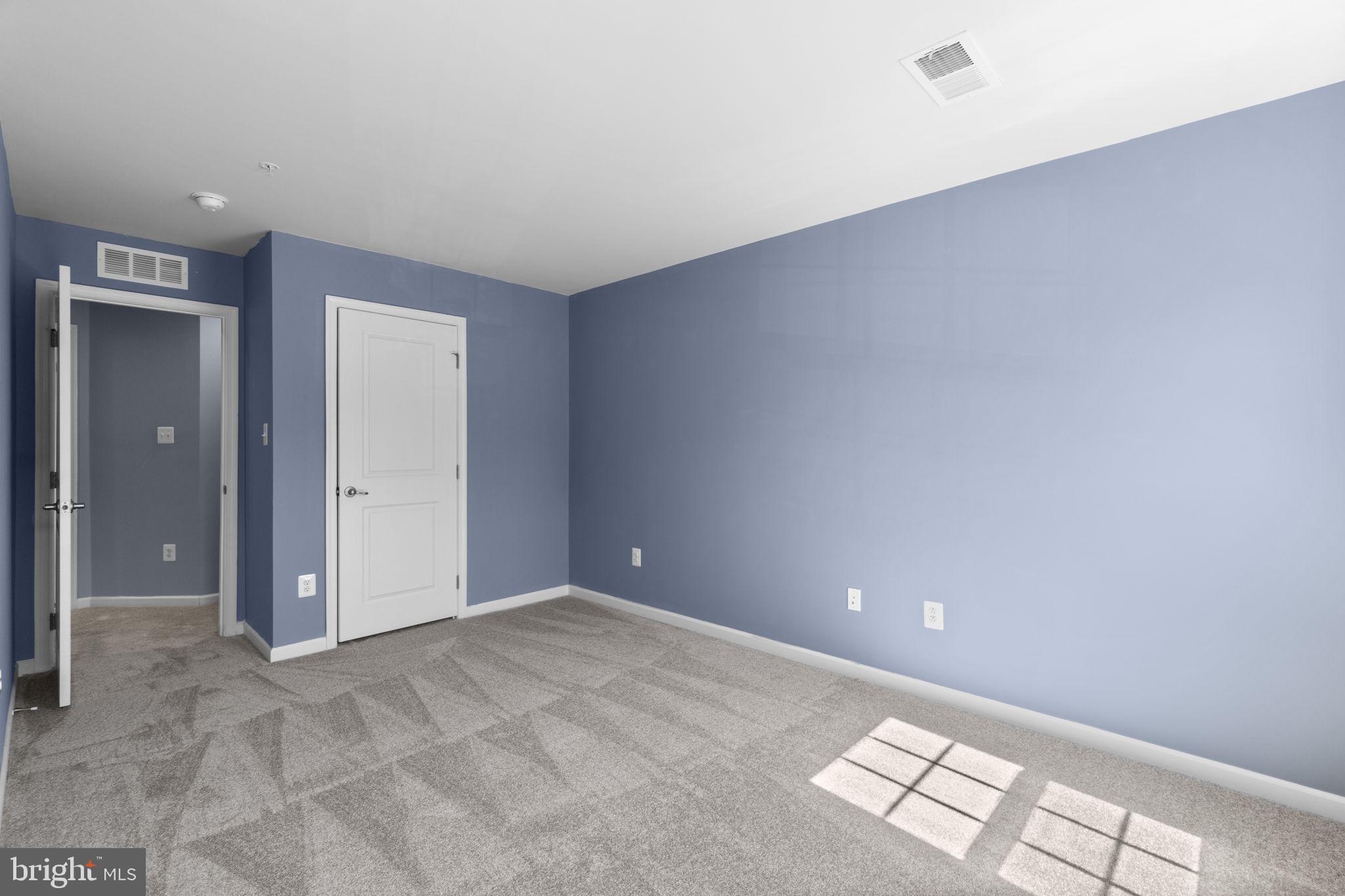 696 WILFORD COURT