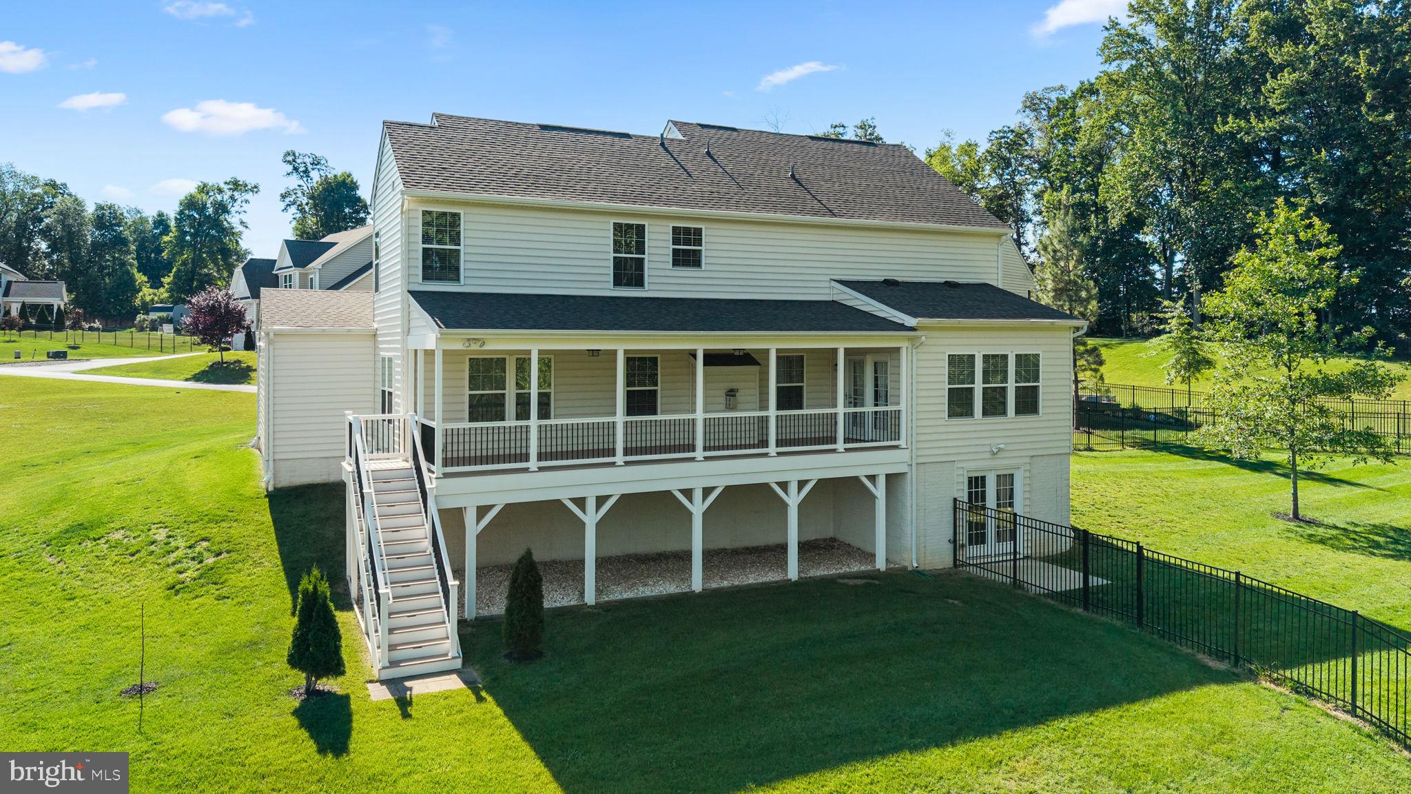 696 WILFORD COURT