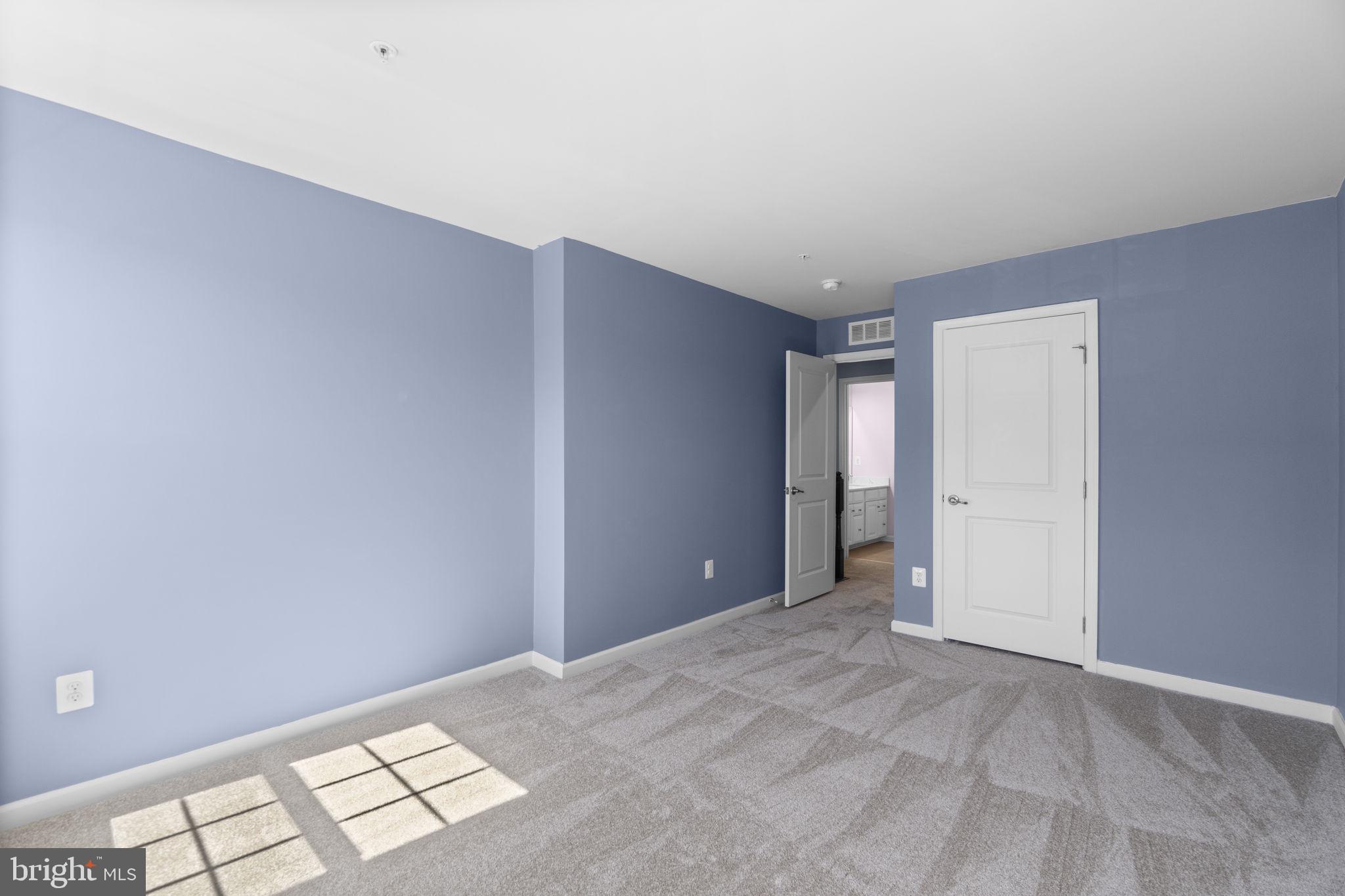 696 WILFORD COURT