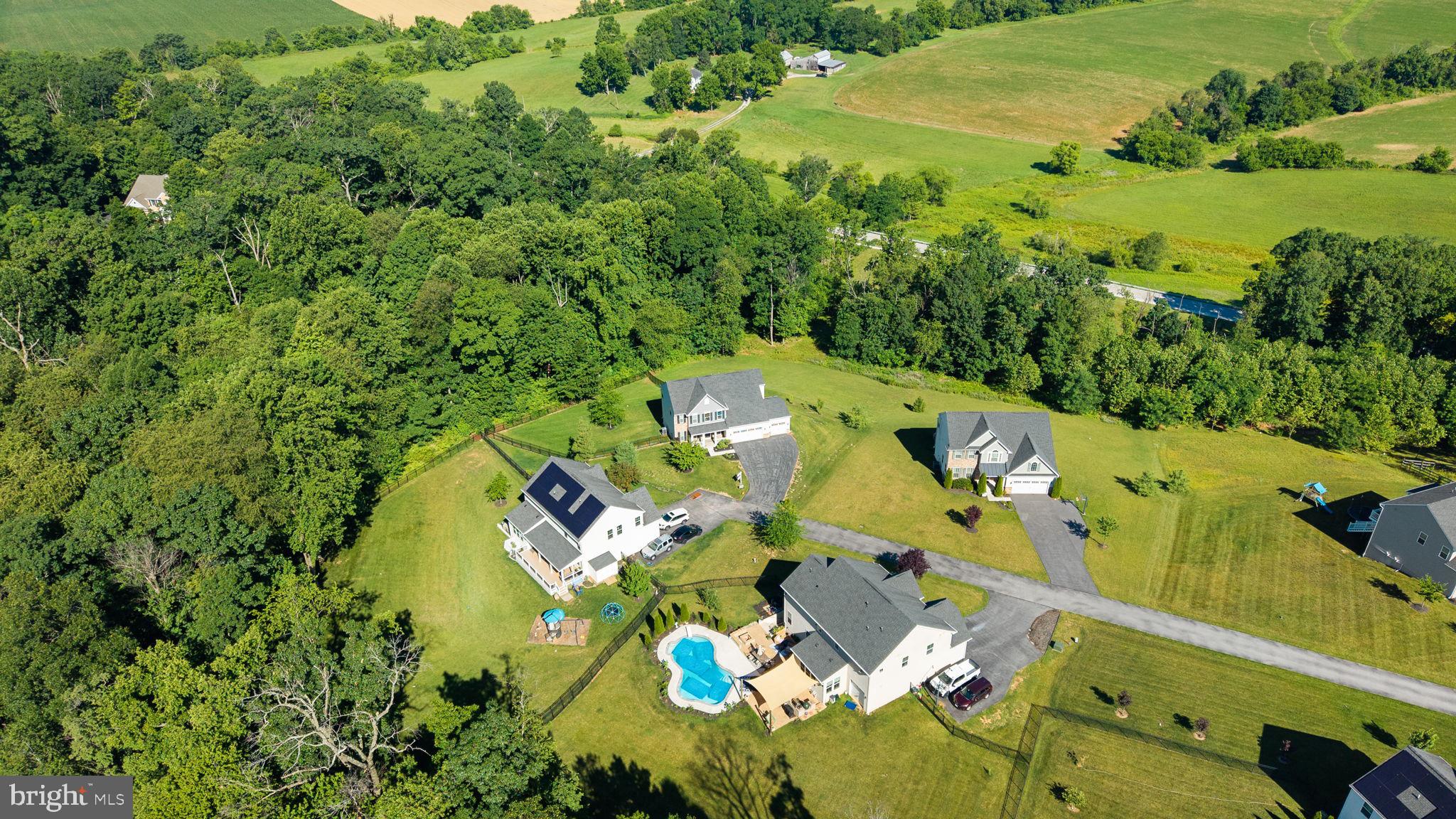 696 WILFORD COURT