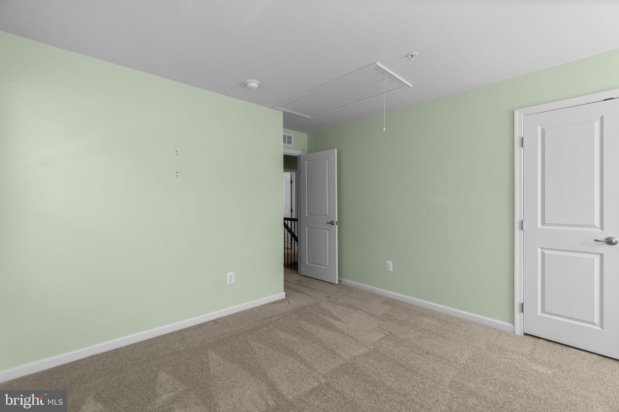696 WILFORD COURT