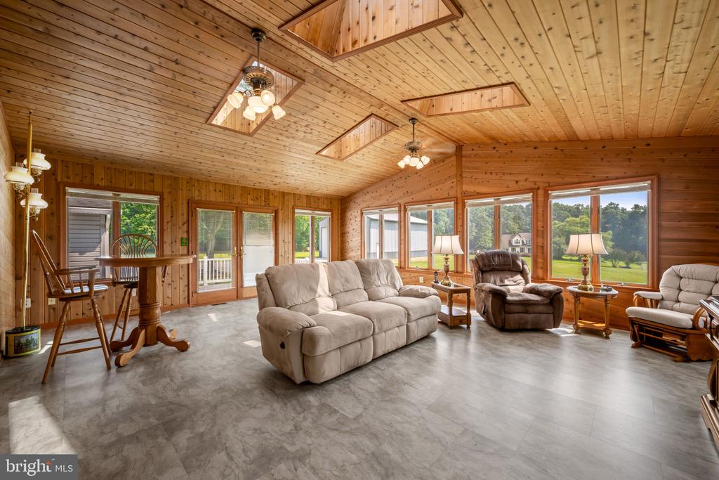 1119 FANNIE DORSEY ROAD