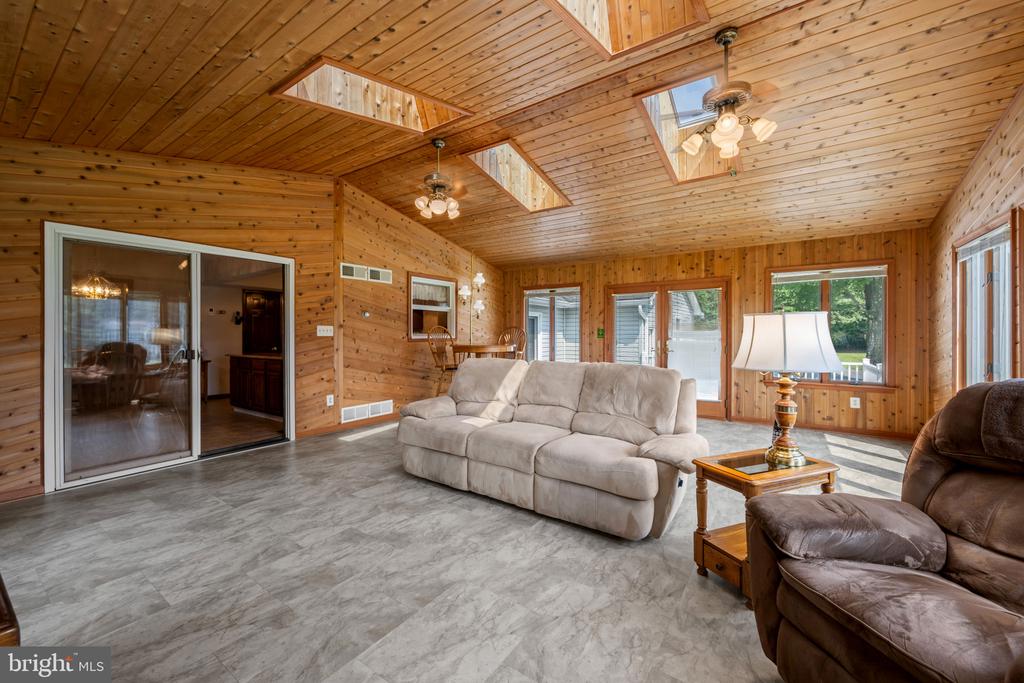 1119 FANNIE DORSEY ROAD