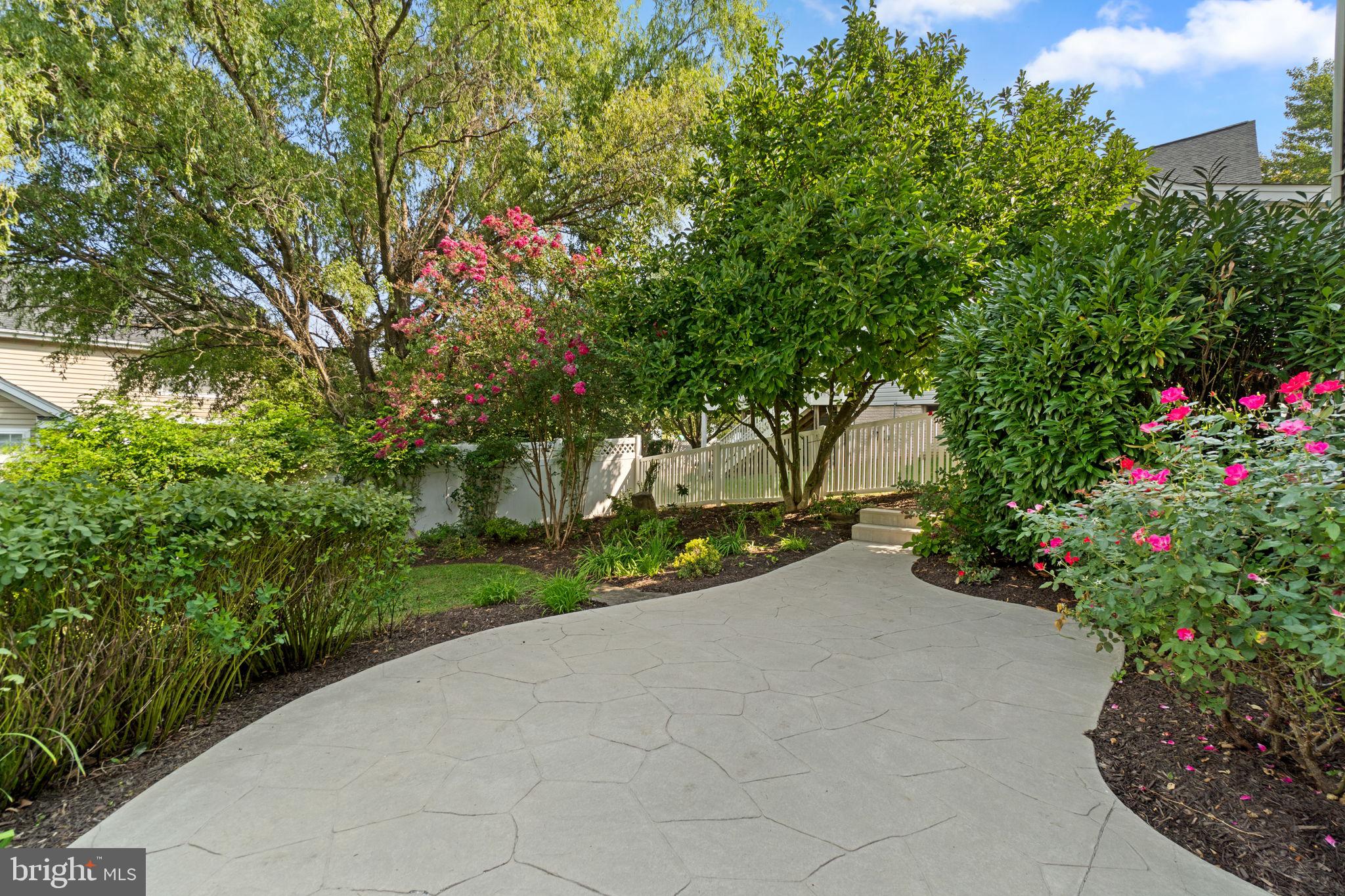 5605 Morning Gate Ct