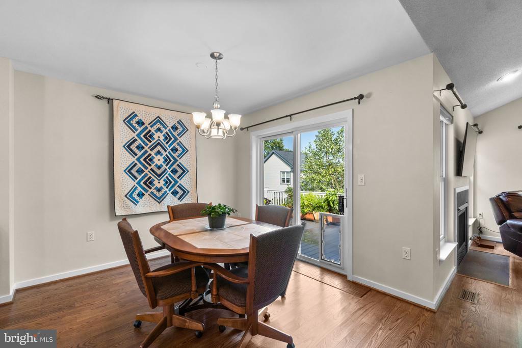 5605 Morning Gate Ct