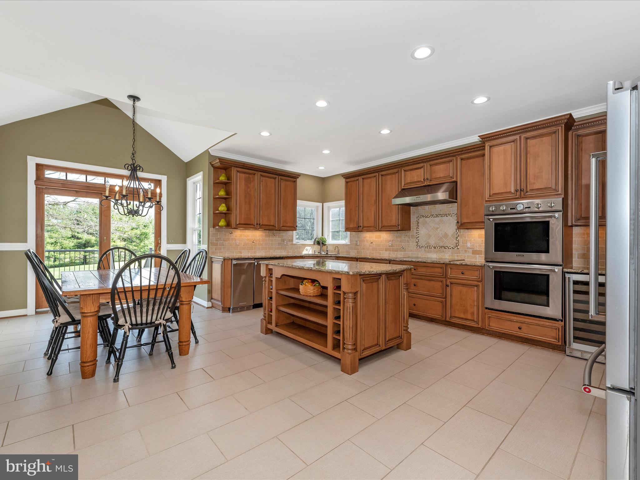 16008 Fields End Ct