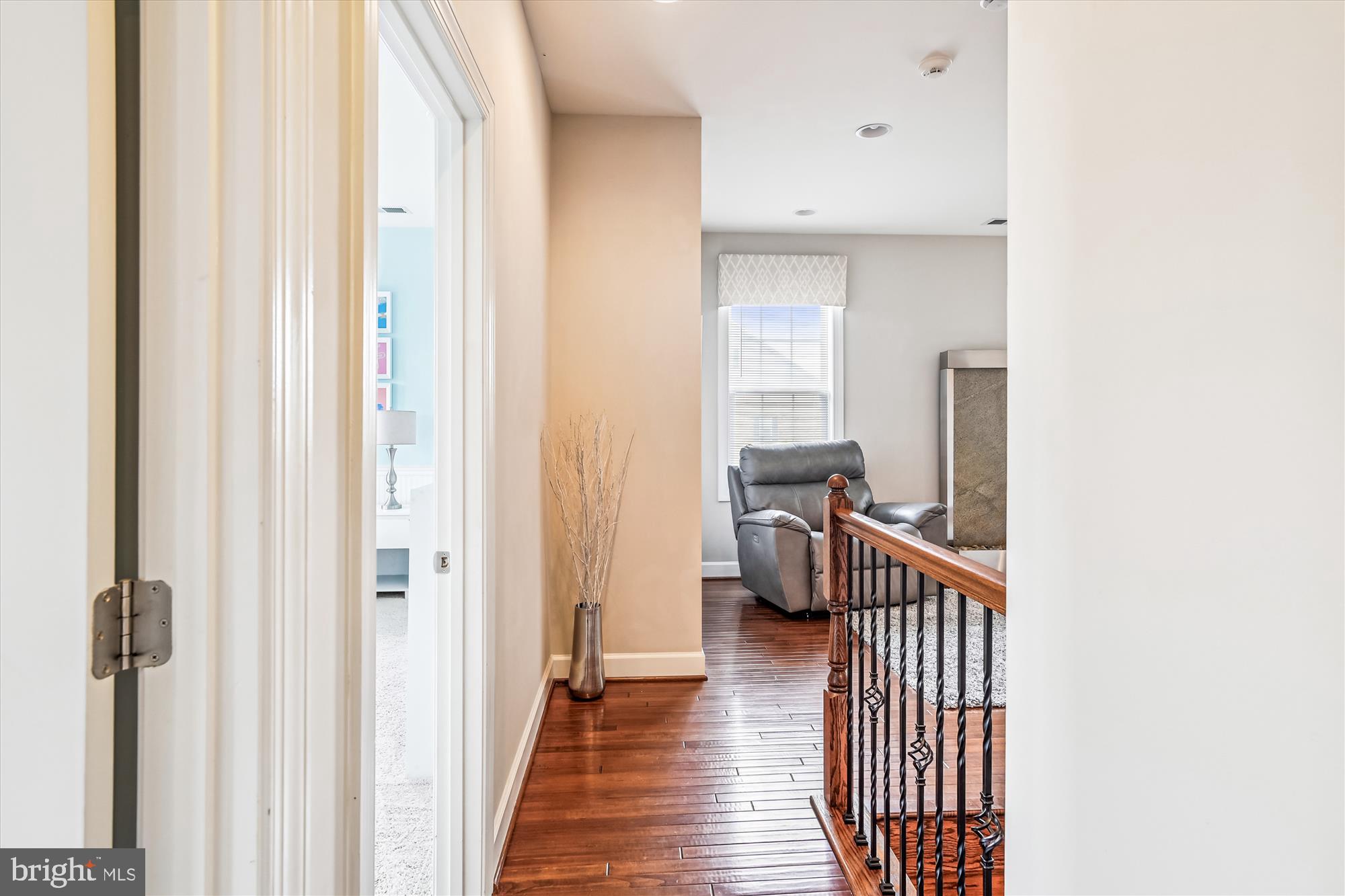 10954 Fairmont Ln