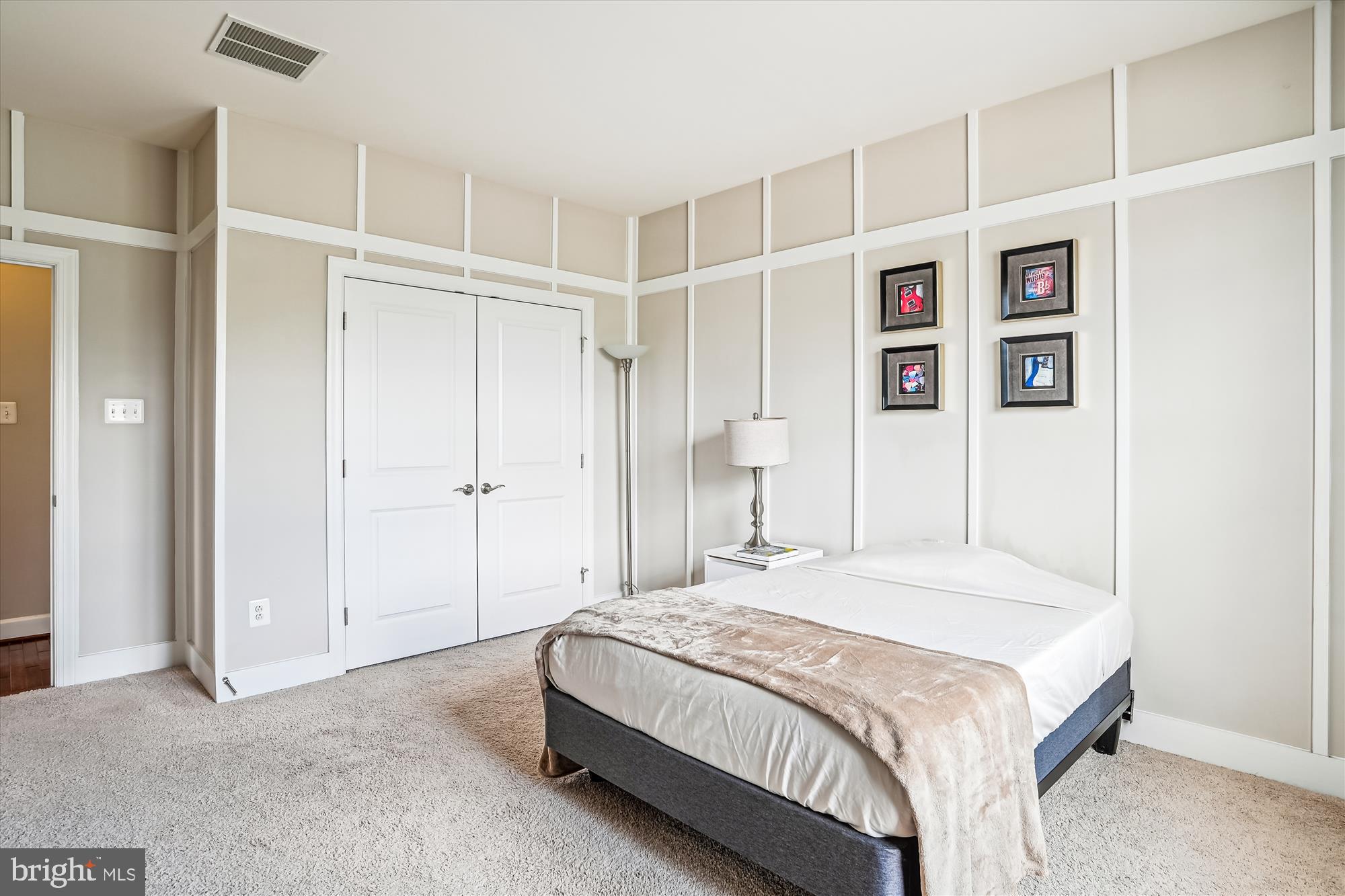 10954 Fairmont Ln