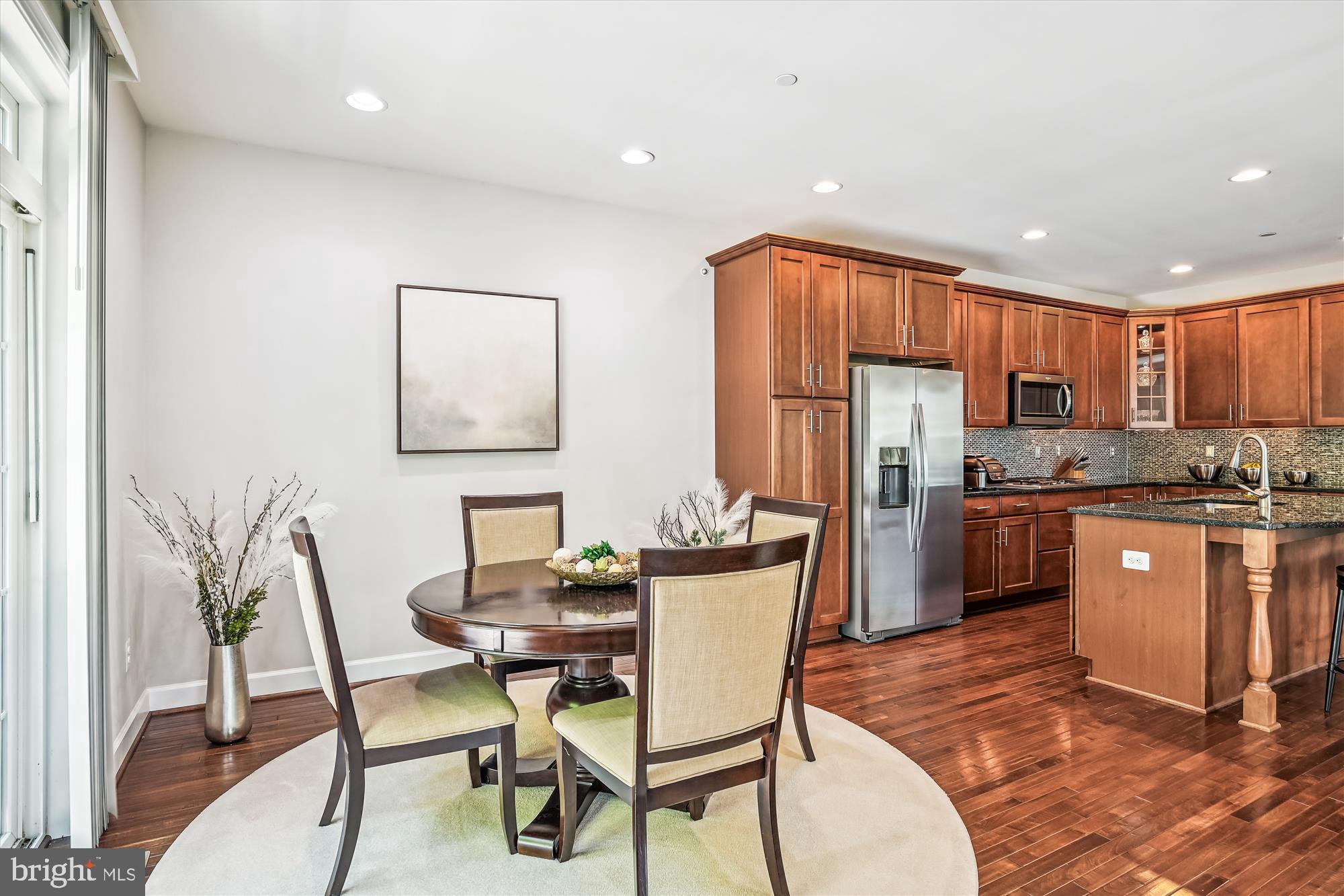 10954 Fairmont Ln