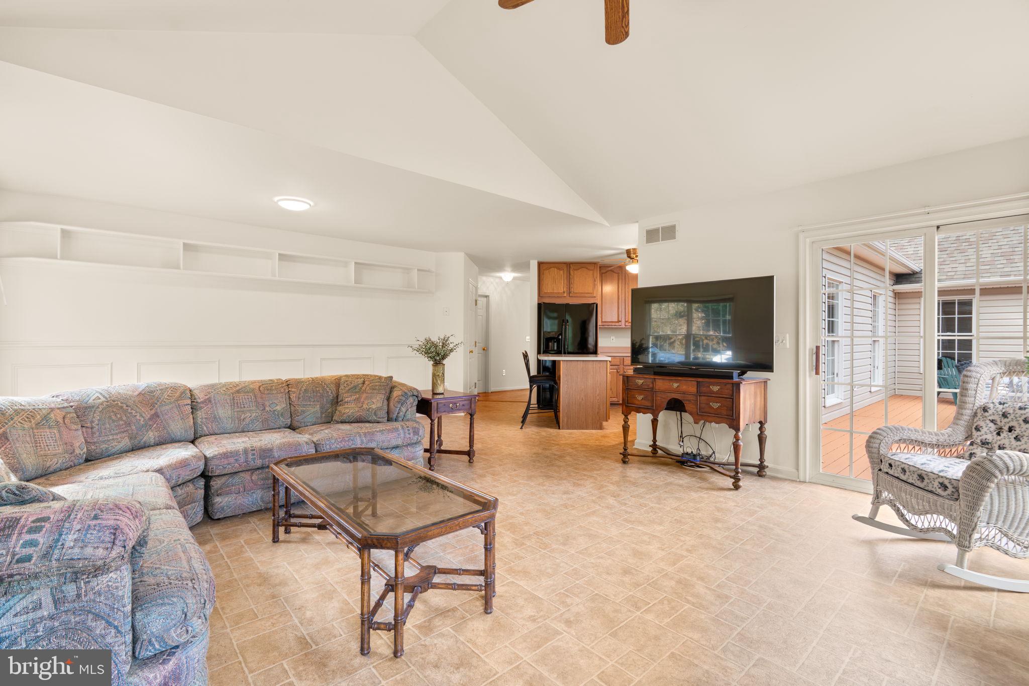 16020 FIELDS END COURT