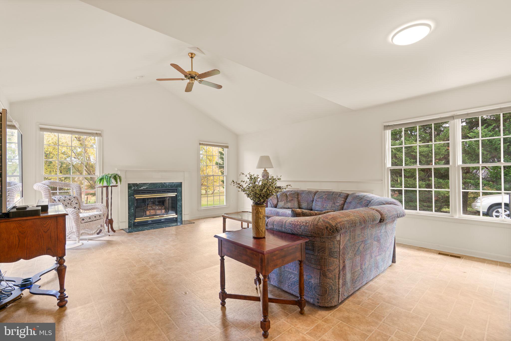 16020 FIELDS END COURT