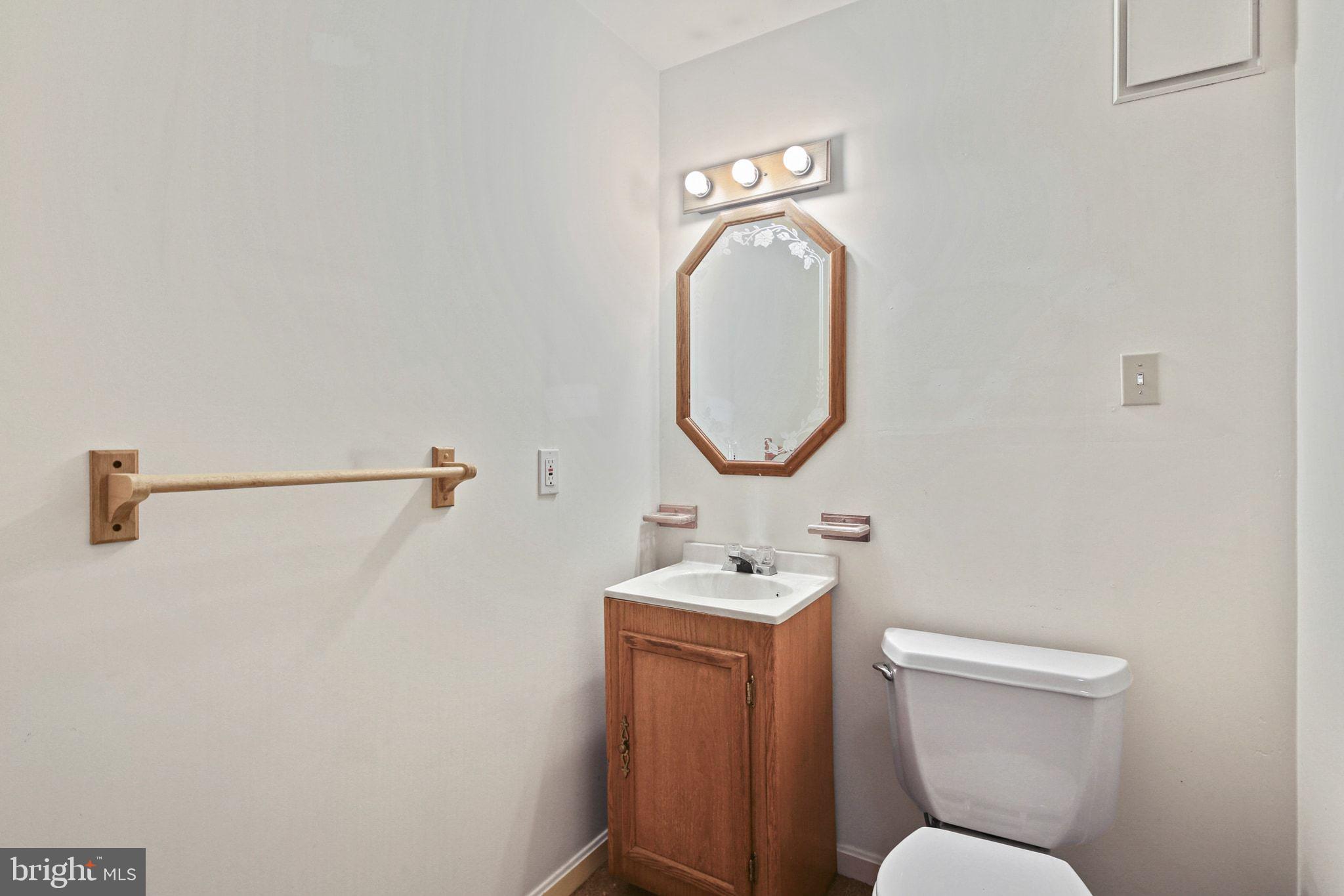 10222 CAMELFORD COURT