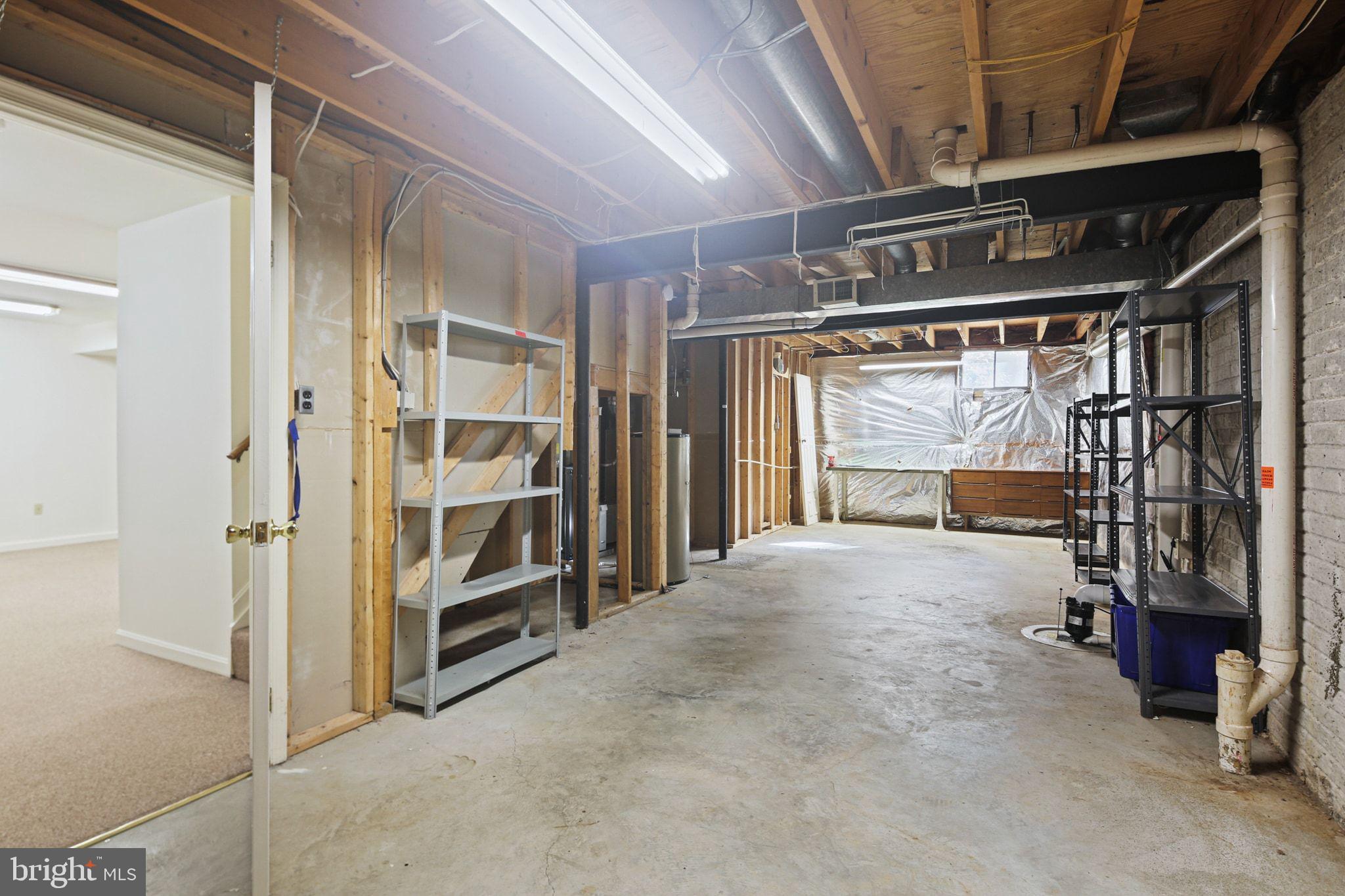 10222 CAMELFORD COURT