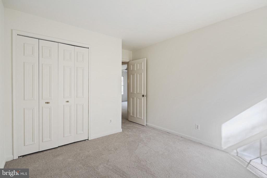 10222 CAMELFORD COURT