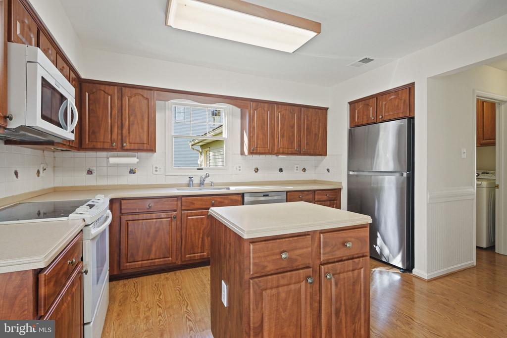 10222 CAMELFORD COURT
