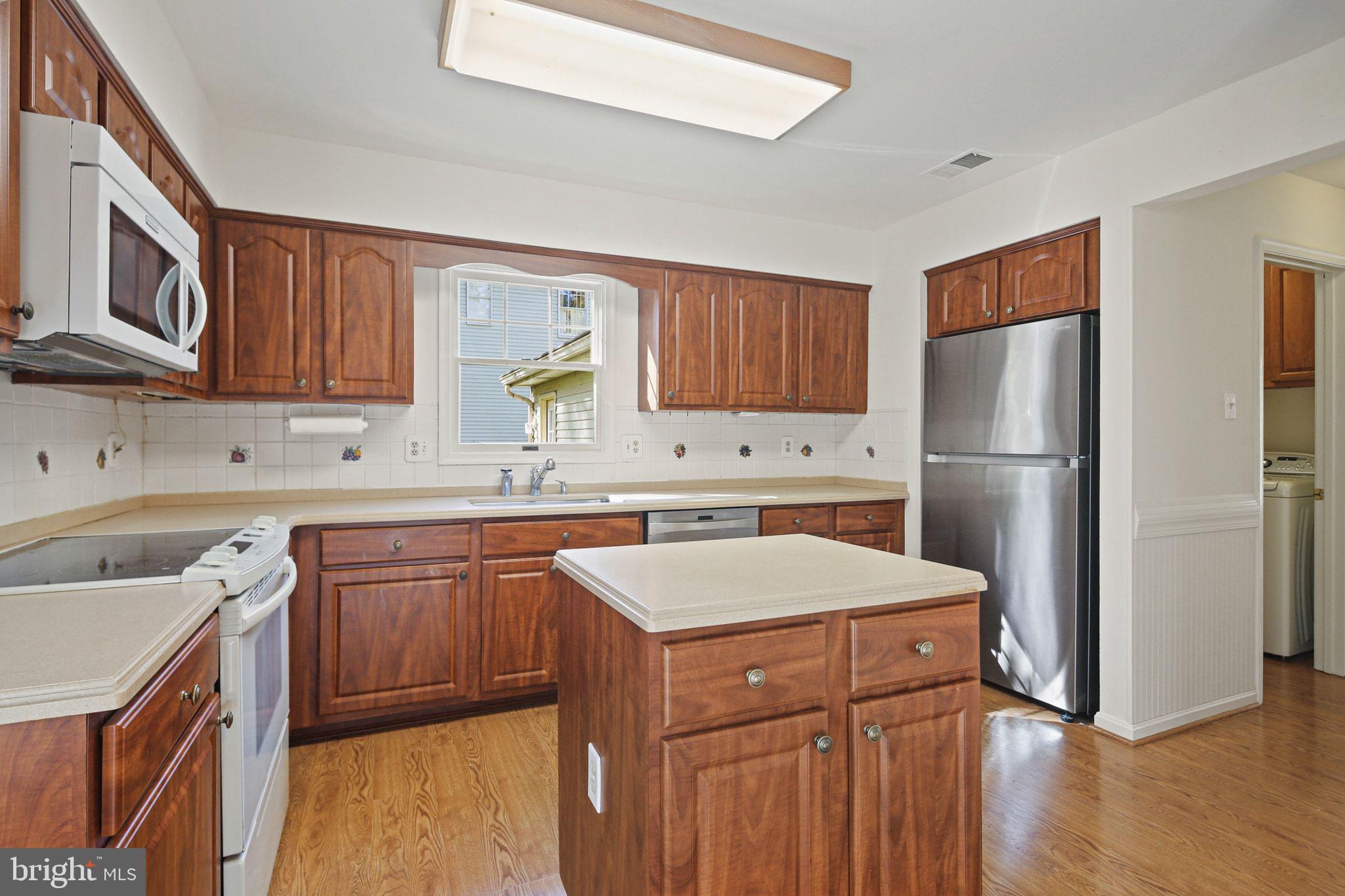 10222 CAMELFORD COURT