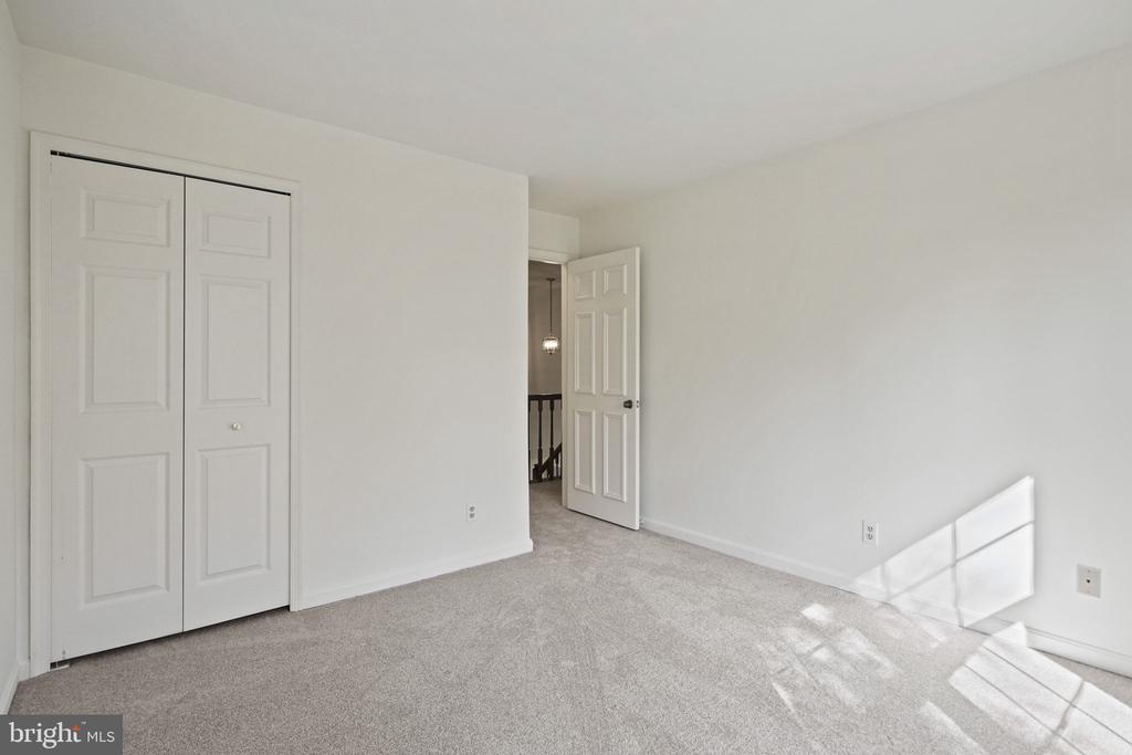 10222 CAMELFORD COURT