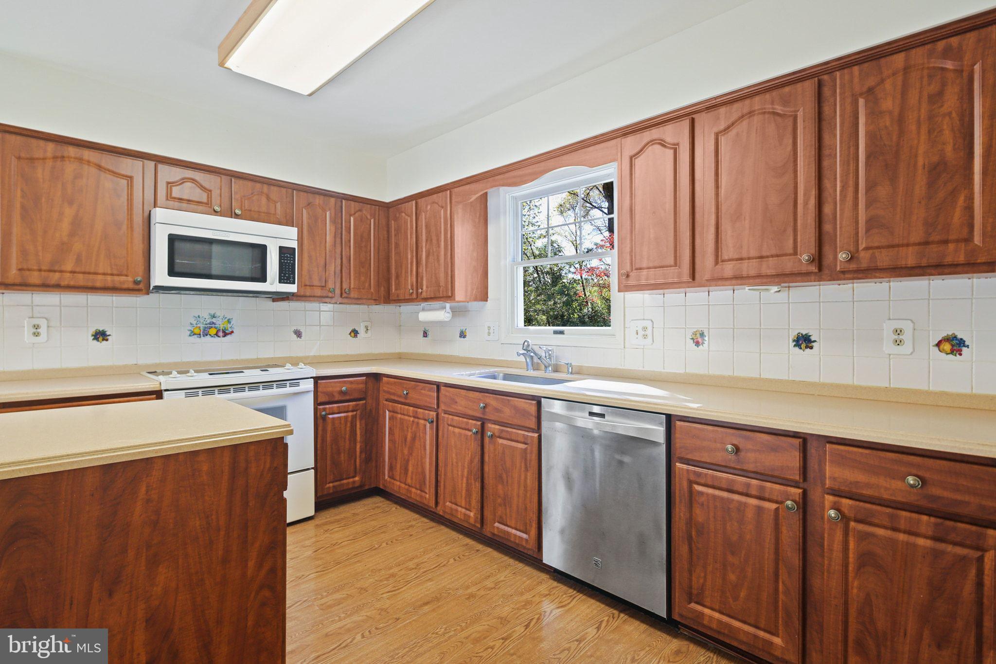 10222 CAMELFORD COURT