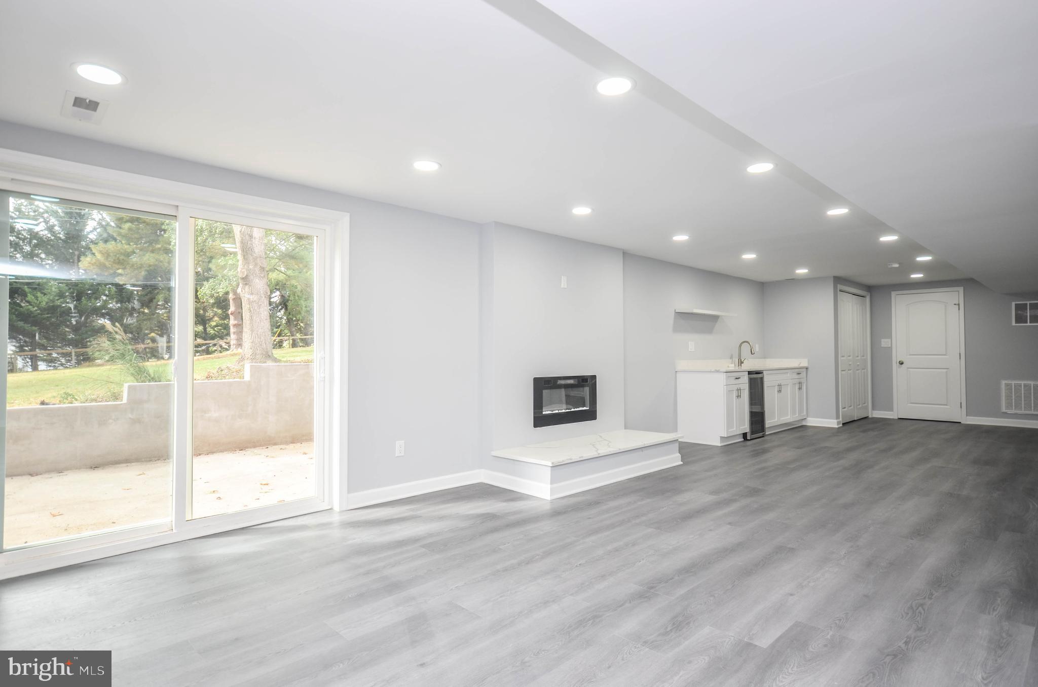 3914 SAINT JOHNS LANE