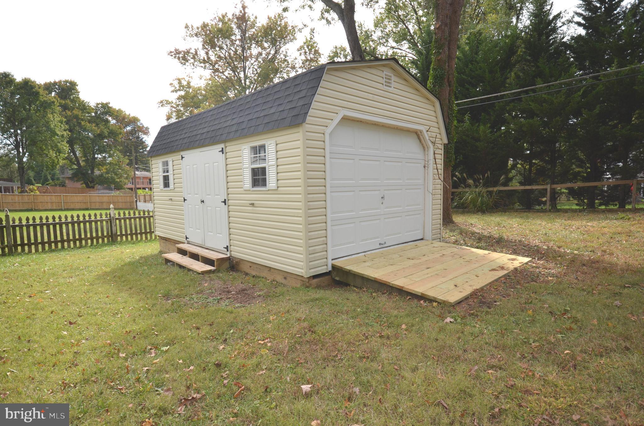 3914 SAINT JOHNS LANE