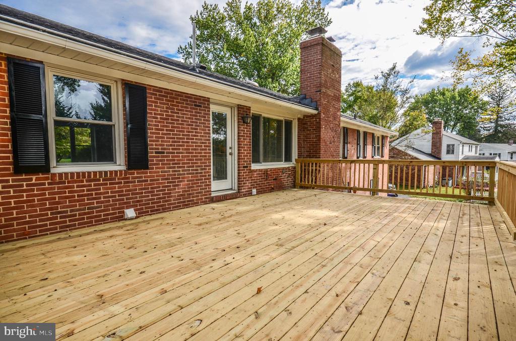 3914 SAINT JOHNS LANE