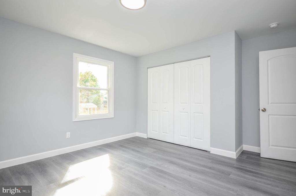 3914 SAINT JOHNS LANE