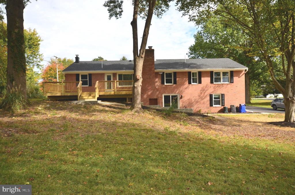 3914 SAINT JOHNS LANE