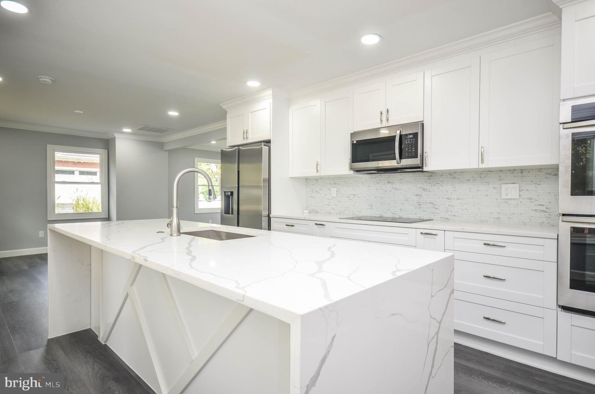 3914 SAINT JOHNS LANE