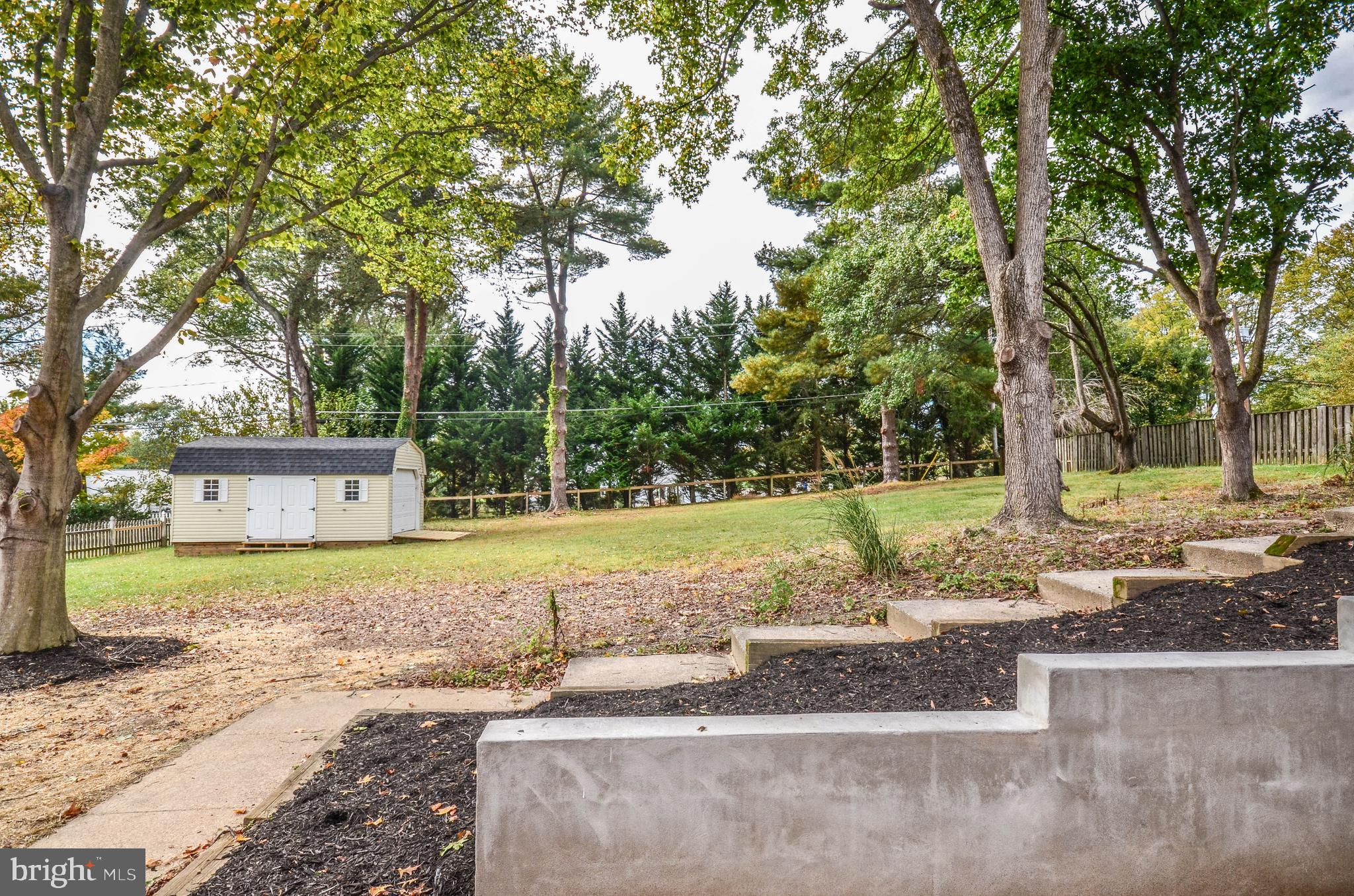 3914 SAINT JOHNS LANE