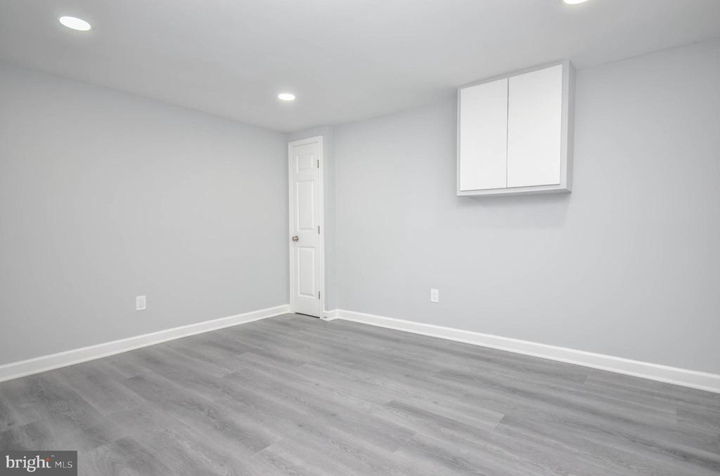 3914 SAINT JOHNS LANE
