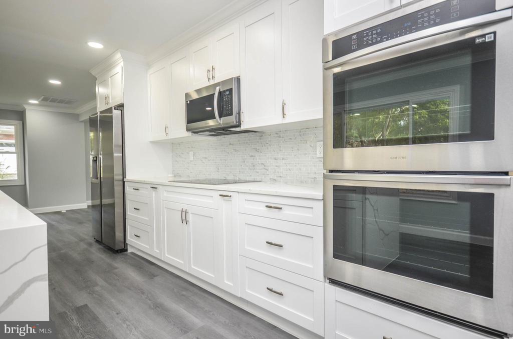 3914 SAINT JOHNS LANE
