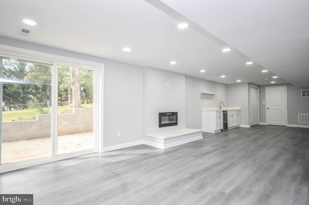 3914 SAINT JOHNS LANE
