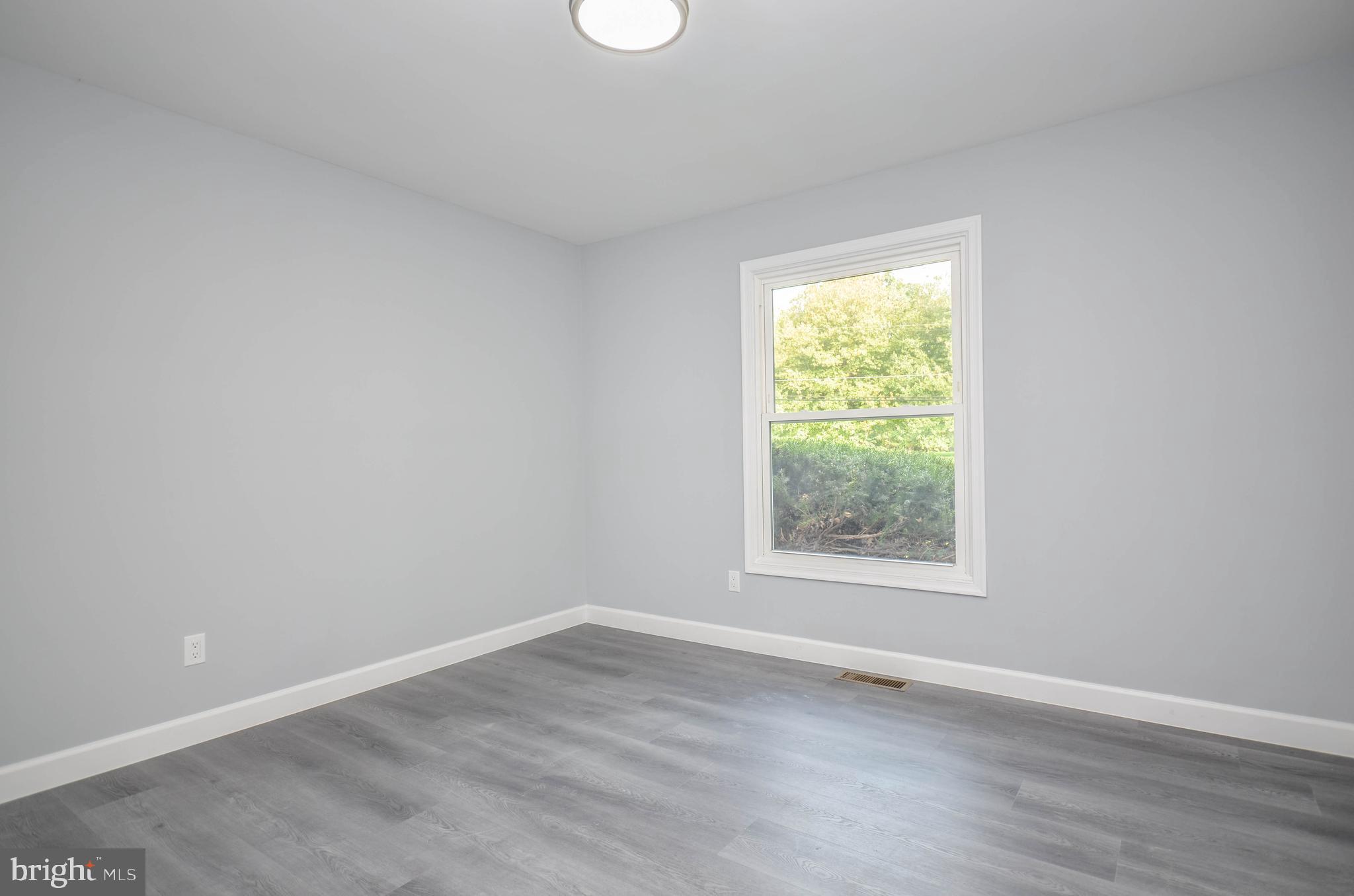 3914 SAINT JOHNS LANE