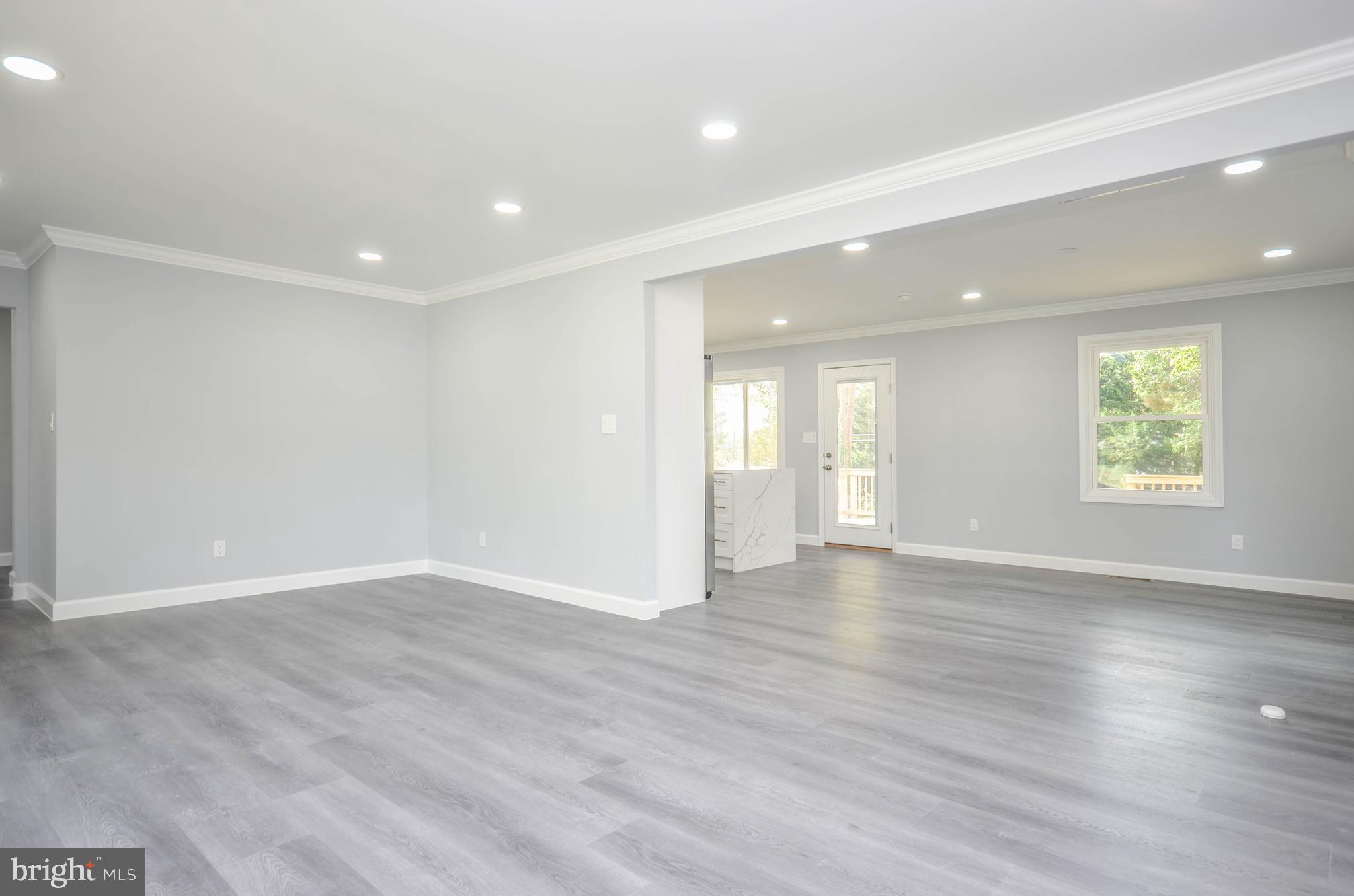 3914 SAINT JOHNS LANE