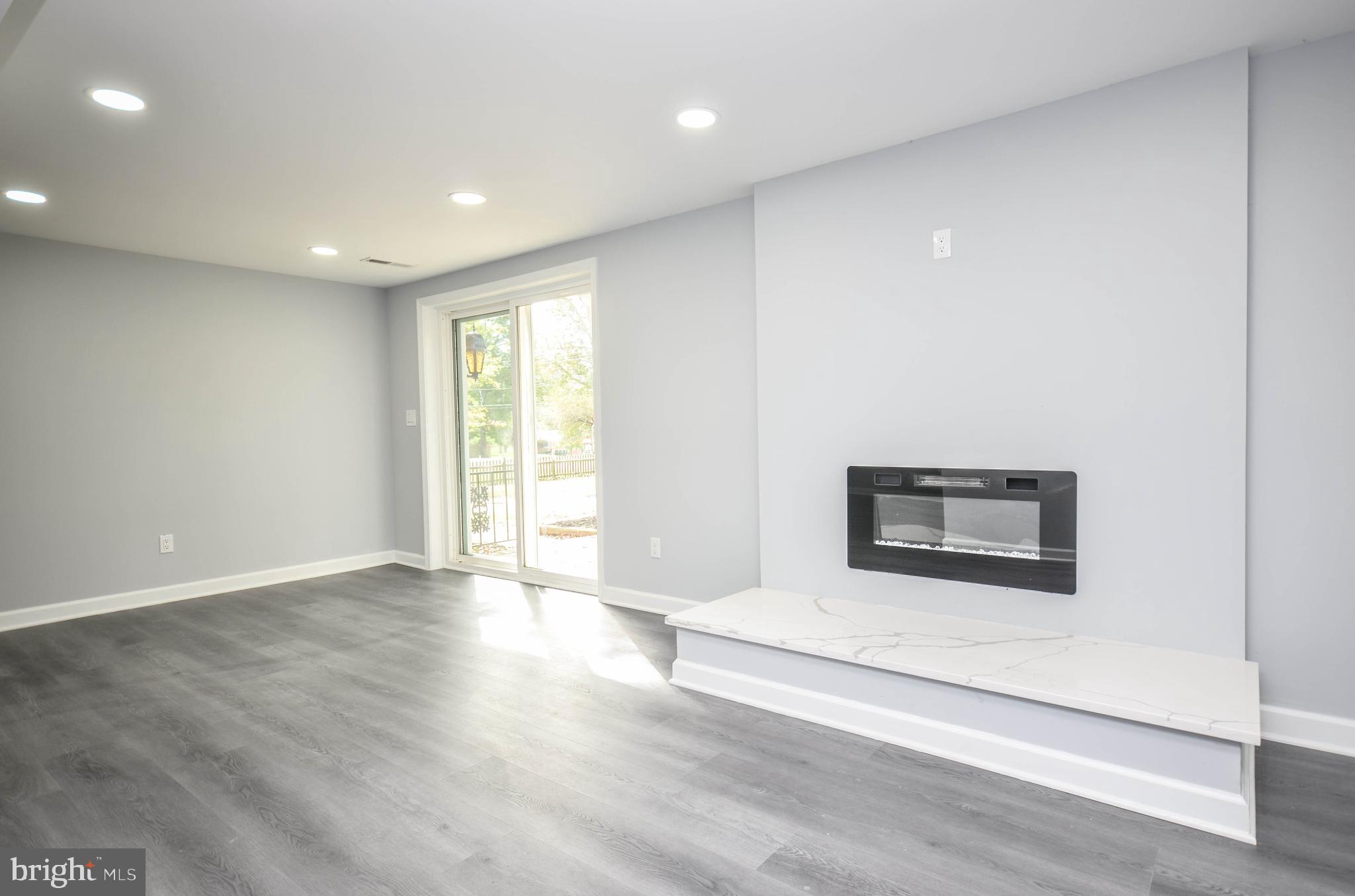 3914 SAINT JOHNS LANE