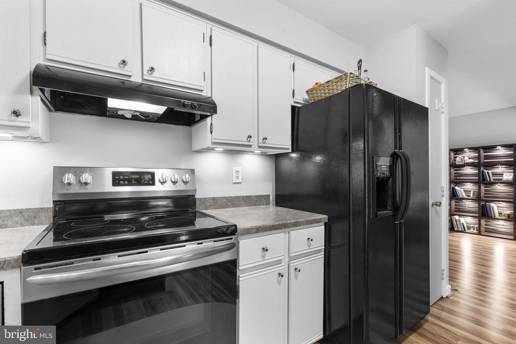 9515 HICKORY LIMB 304
