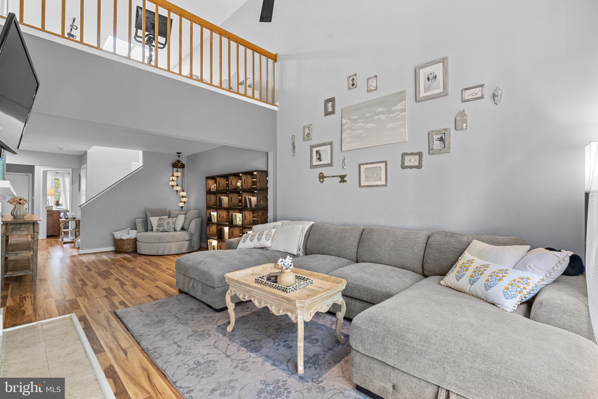 9515 HICKORY LIMB 304