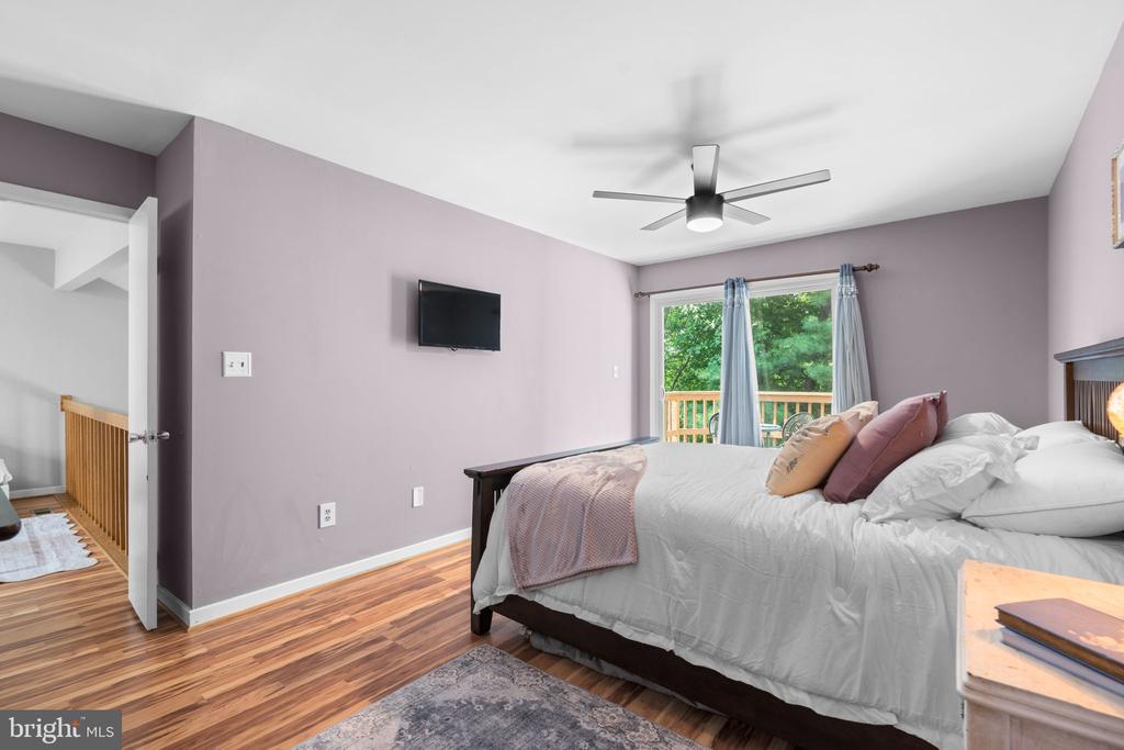 9515 HICKORY LIMB 304
