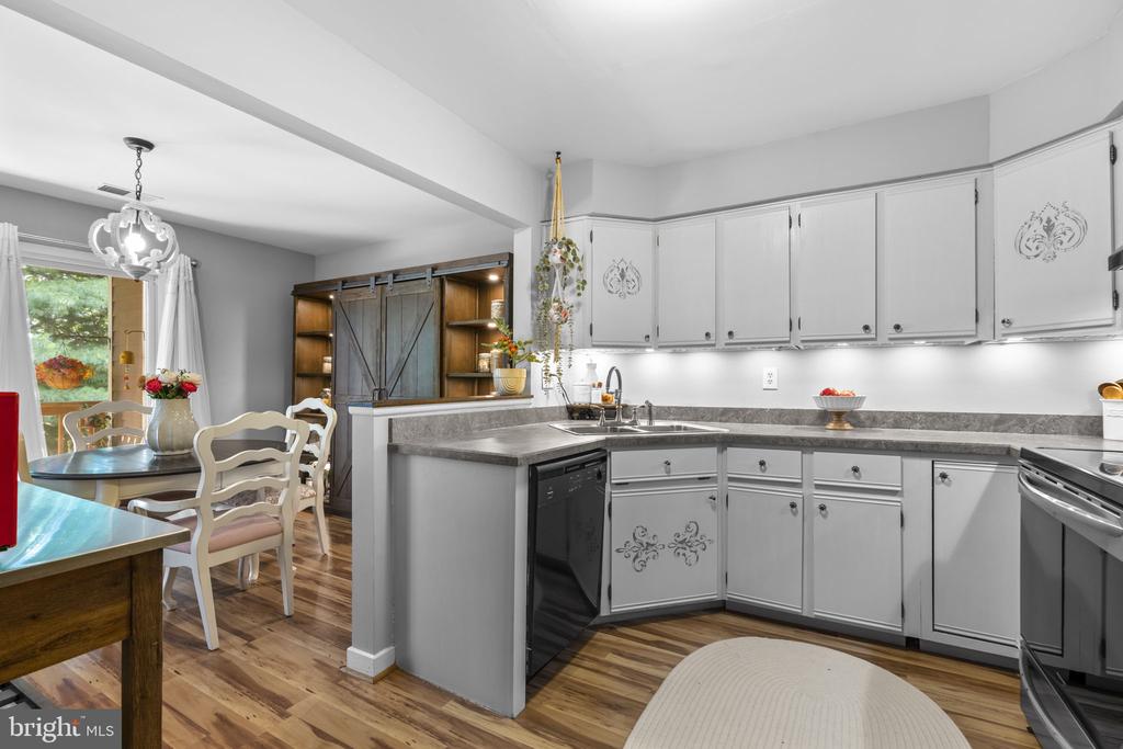 9515 HICKORY LIMB 304