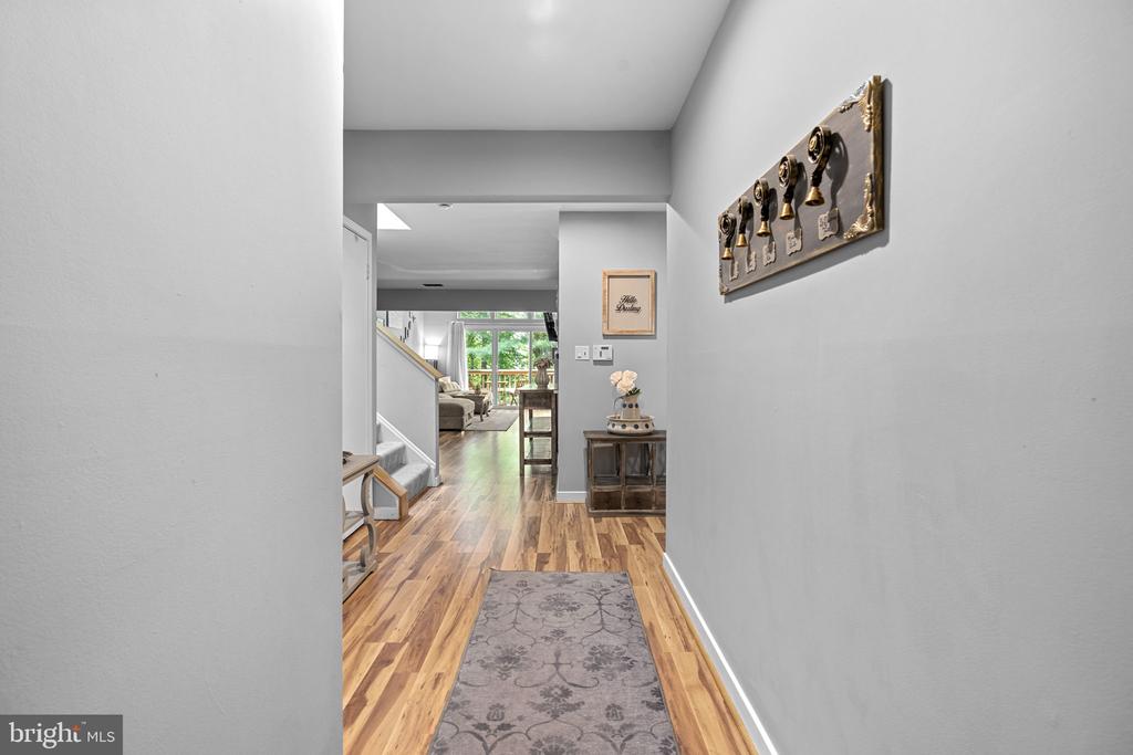 9515 HICKORY LIMB 304