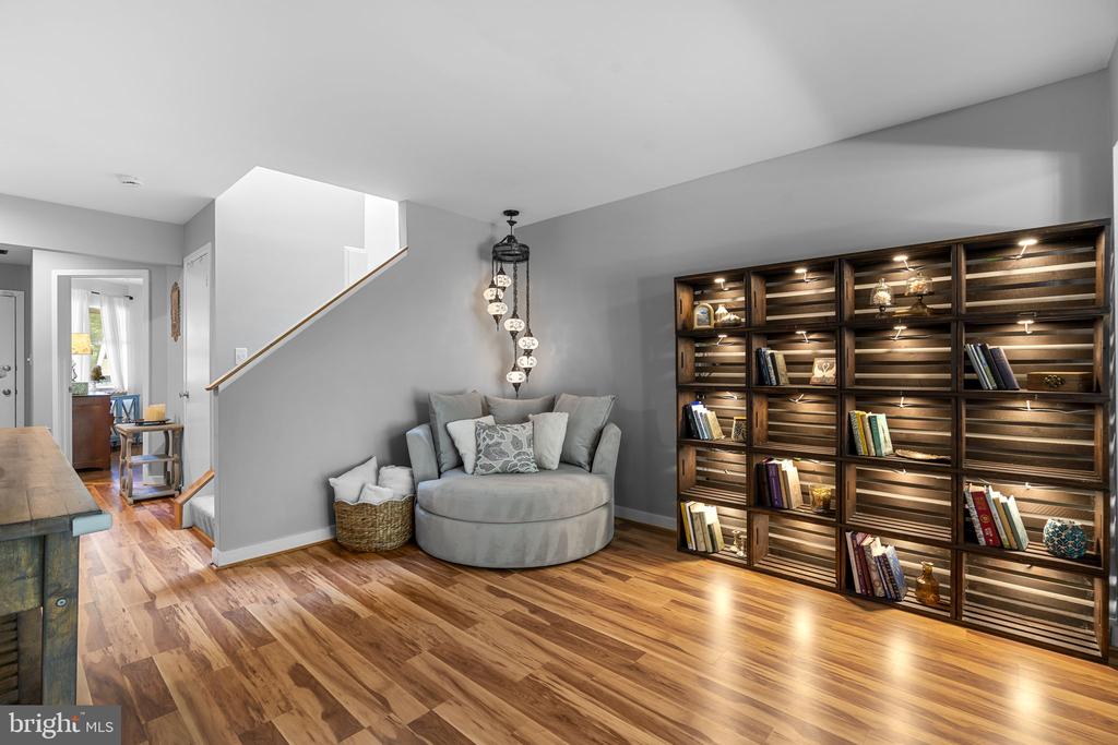 9515 HICKORY LIMB 304