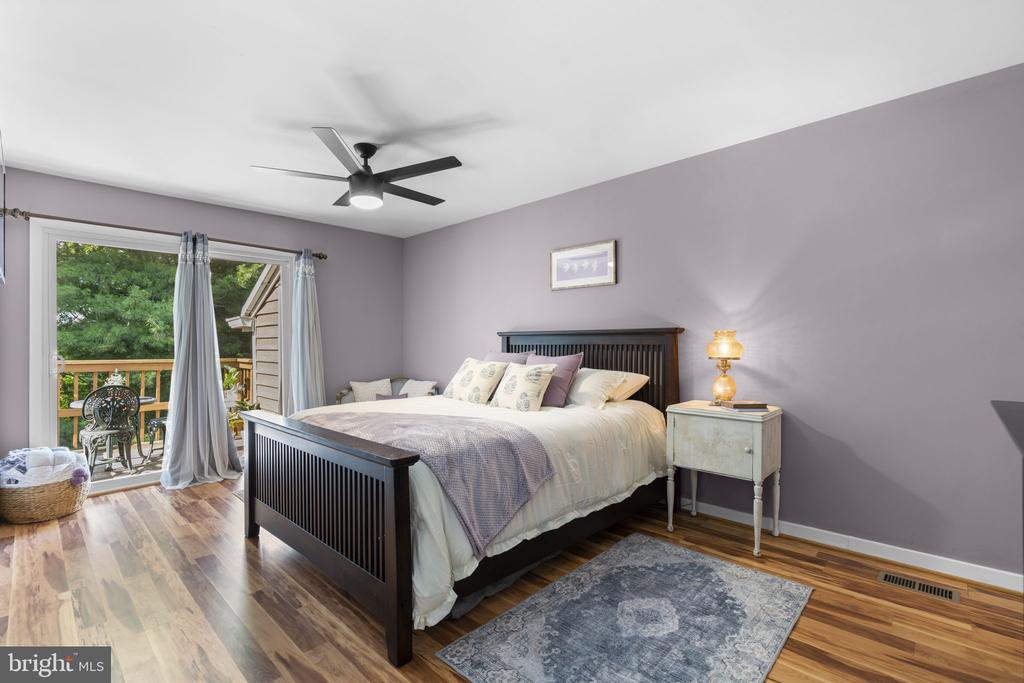 9515 HICKORY LIMB 304