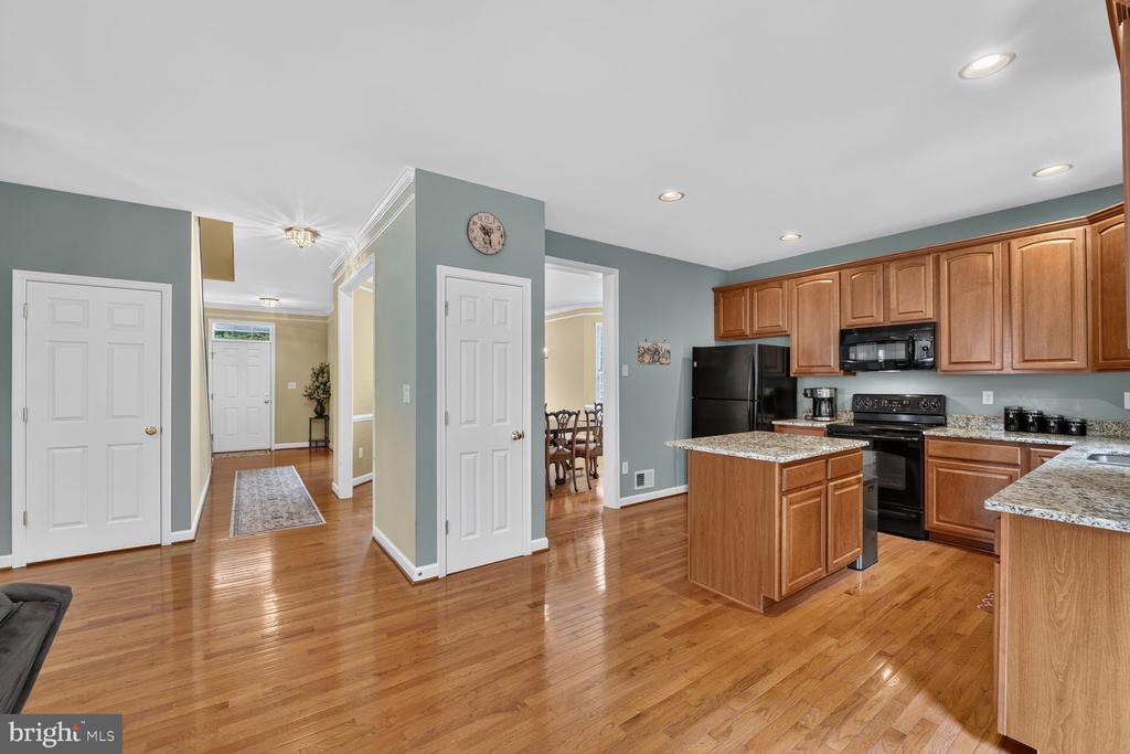 9957 GUILFORD ROAD