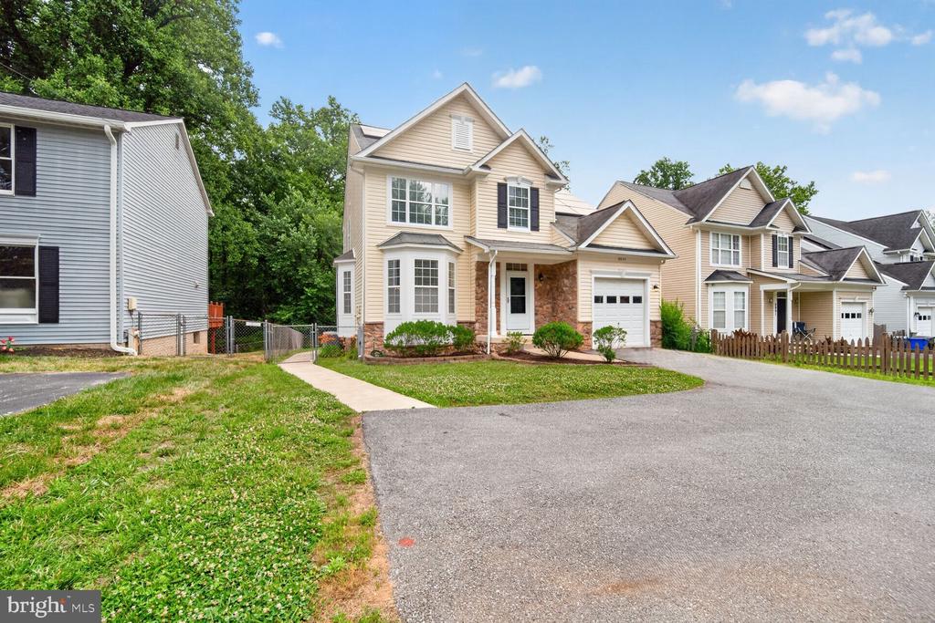 9957 GUILFORD ROAD