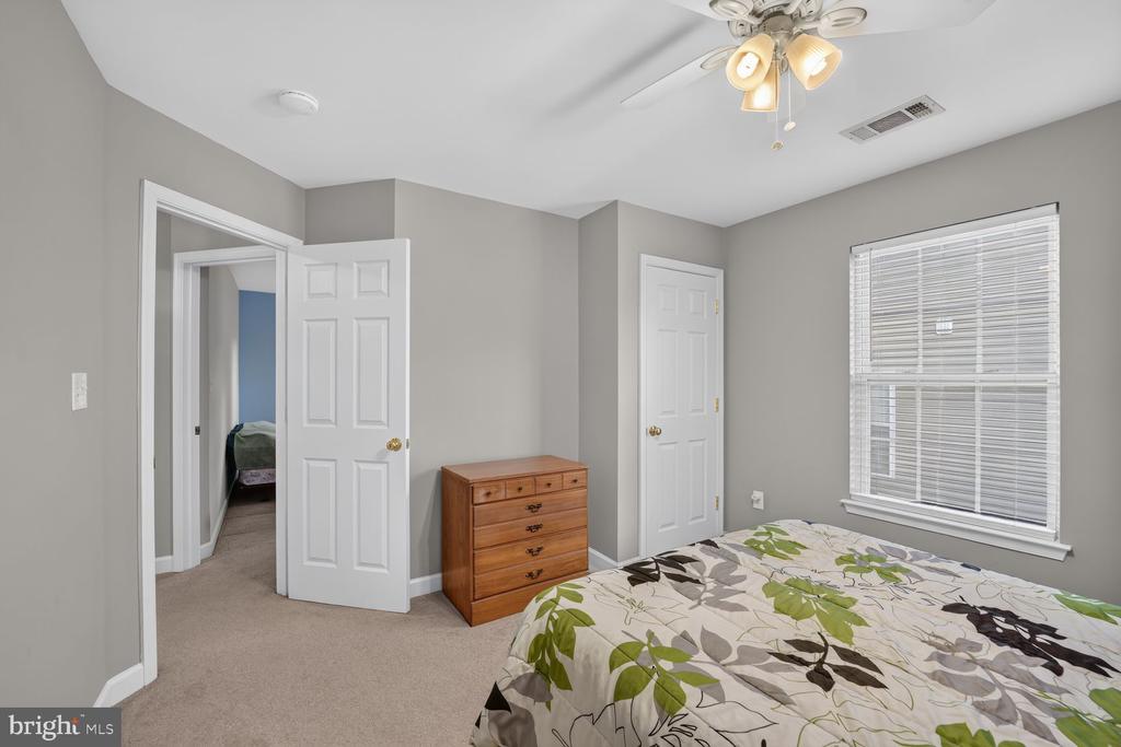 9957 GUILFORD ROAD