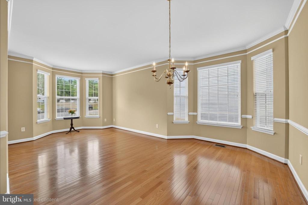 9957 GUILFORD ROAD