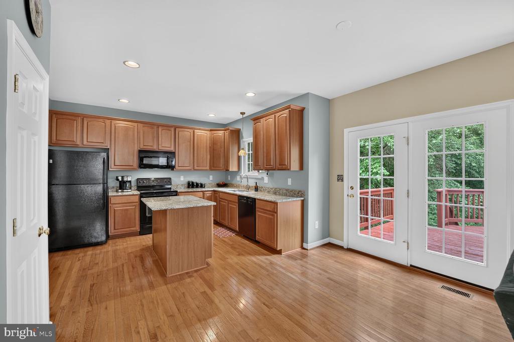9957 GUILFORD ROAD