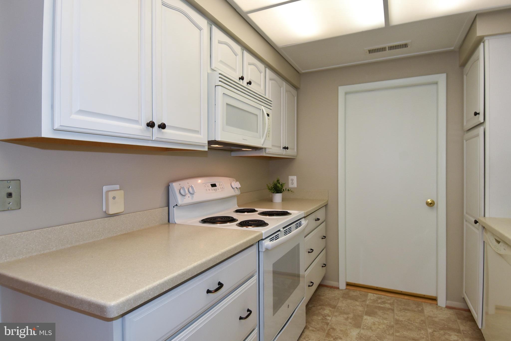 3603 Liverpool Place Unit: 17-A