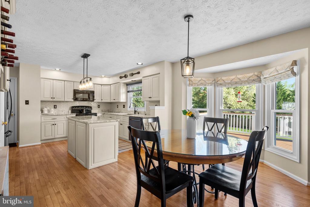 7603 Barkwood Ct