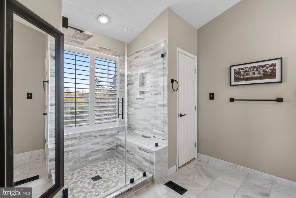 7603 Barkwood Ct